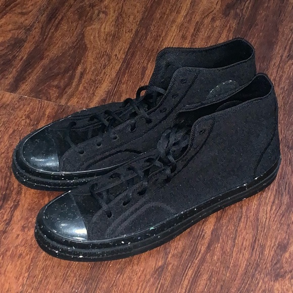 (2) different styles 2 for 1 !!! Converse size 12 - Picture 2 of 13